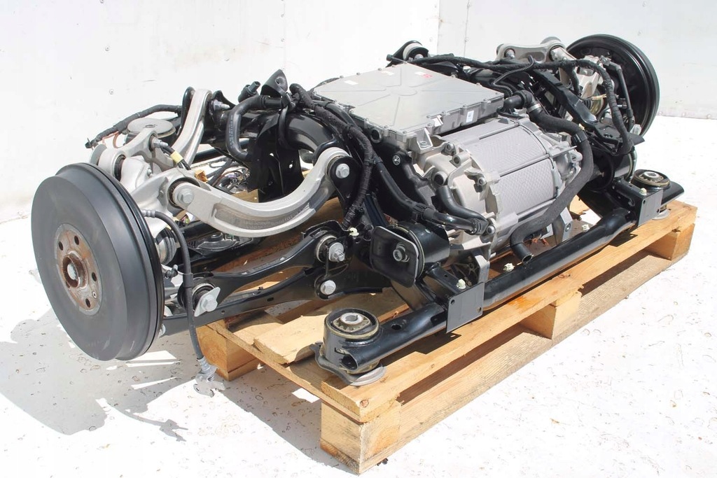 фото №8, Vw id4 pro балка подвеска задняя задняя подвеска двигатель ebj приводной вал подрамник 1