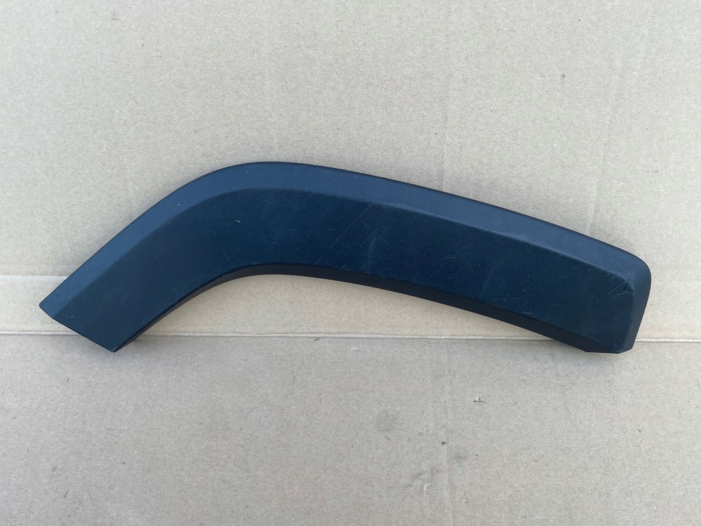 фото №1, Toyota rav4 правая молдинг крыла задняя задняя