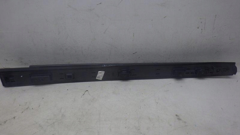 Рейлінг даховий правий dacia jogger 738209227r Ціна