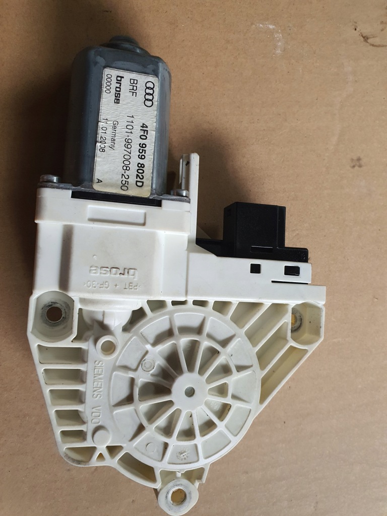 фото №1, Моторчик скло правий перед audi a5 4f0959802d