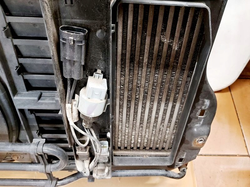 фото №8, 407 2.0 hdi pas передній радіатор комплект