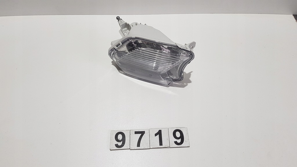 фото №3, Ford kuga mk ii lift противотуманная фара правый оригинал