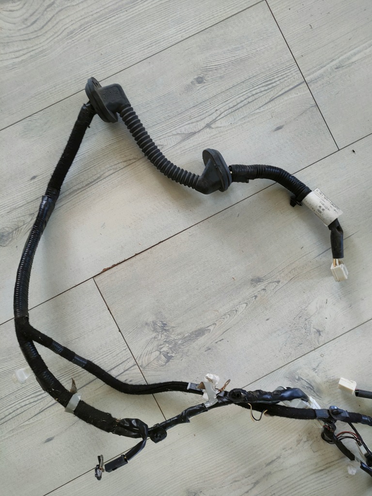 фото №14, Nissan pulsar c13 14- джгут електропроводка кришки багажника 24051-3zl1b