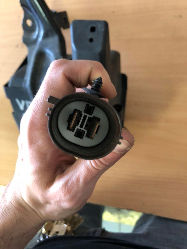 фото №4, Volvo c30 аккумулятор запуск стоп 31296667