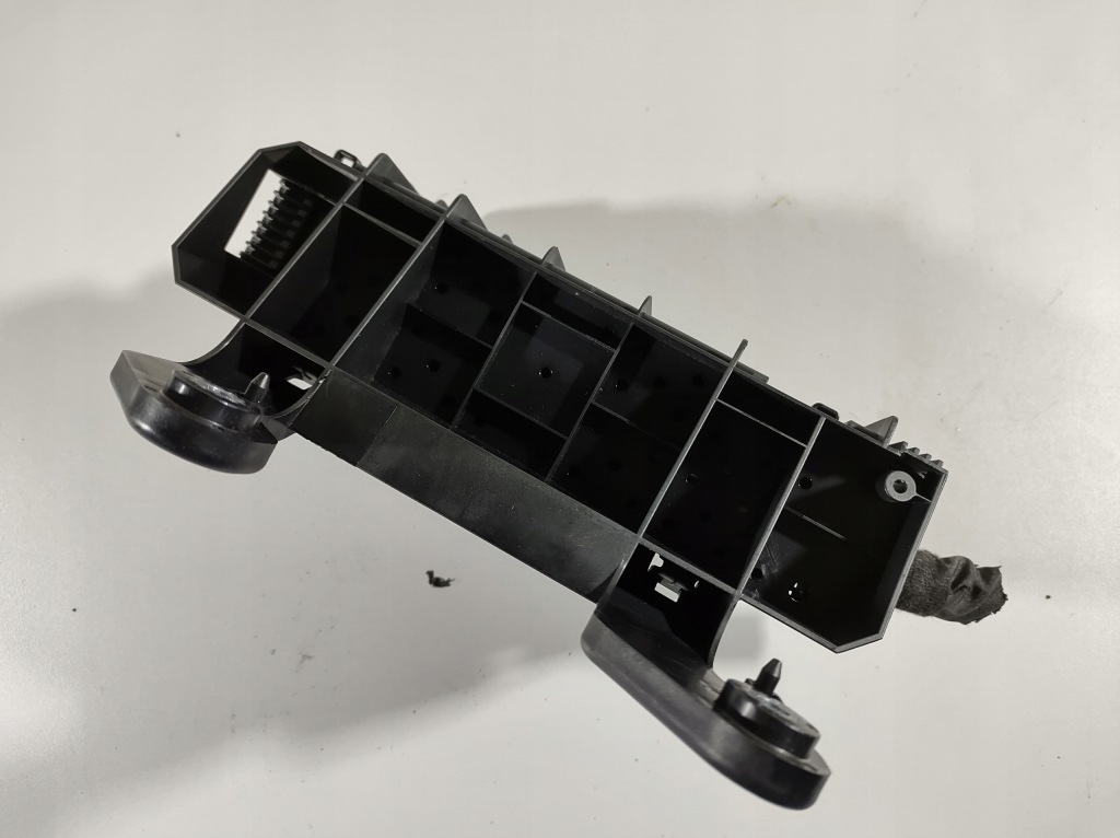 фото №8, Volvo v40 1.6 d2 12- коробка запобіжників 30659177