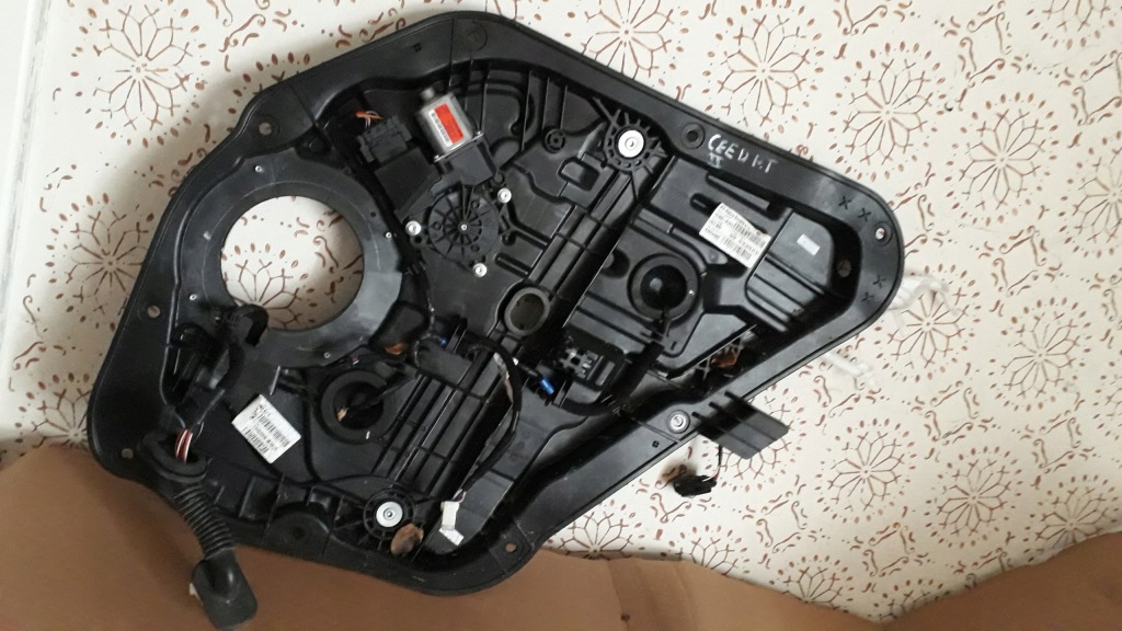 фото №7, Ceed ii 12- подъемник моторчик стекло правый задняя