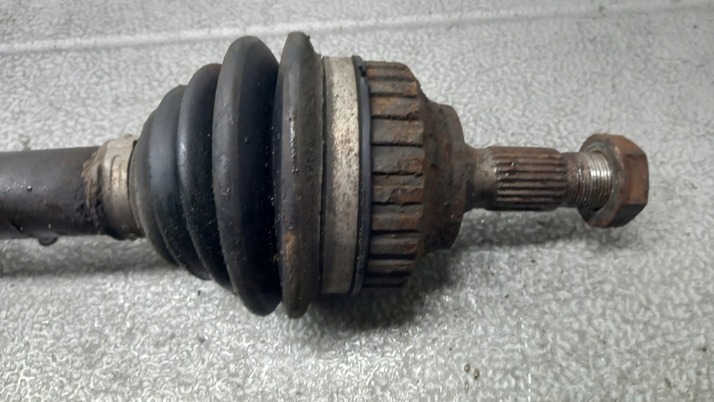 фото №2, Приводной вал правая перед citroen xsara picasso 01r