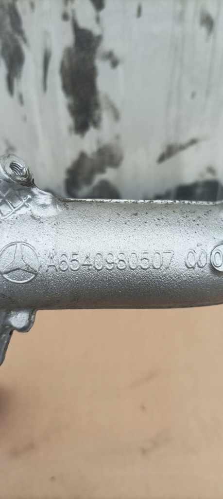 Mercedes w205 w213 e-klasa шланг труба трубка интеркулер 2.0 cdi Оригинал