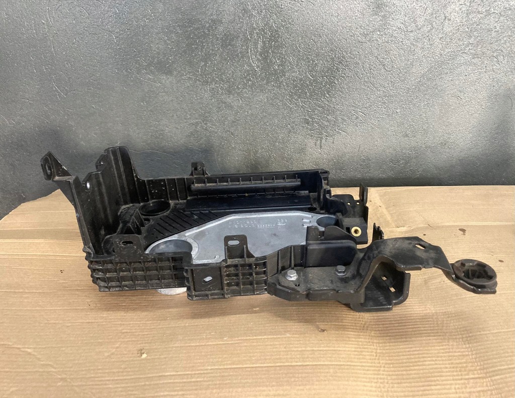 фото №3, Основание аккумулятор renault captur ii 1.0 tce p1011233