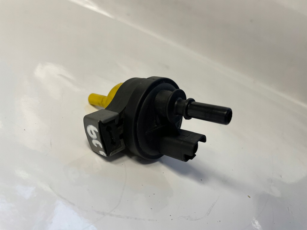 фото №11, Renault arkana 1.3 tce 22 оригінальний клапан вакууму пального v29122964