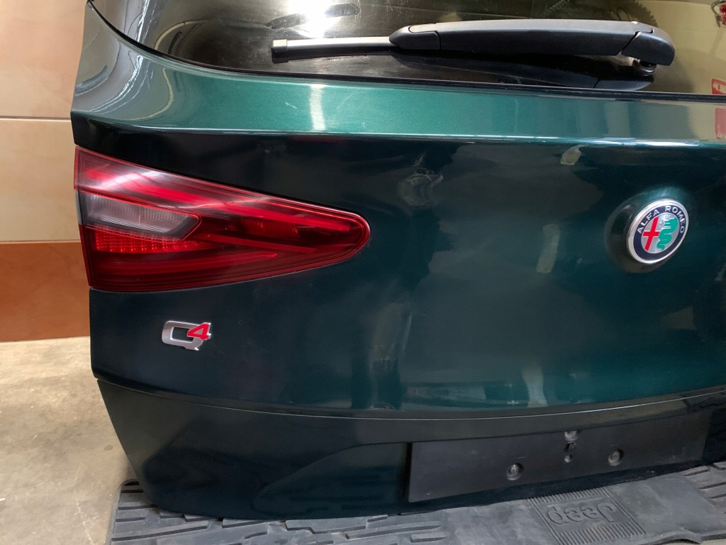 фото №4, Alfa romeo stelvio крышка багажника задняя комплектная камера цвет 800 800a