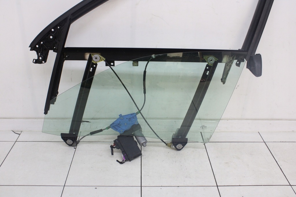 фото №8, Подъемник стекло левый перед audi a4 b6 2000r-