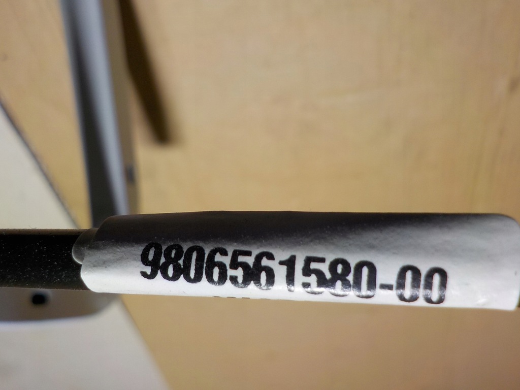 фото №8, Peugeot 301 петли tylej крышки комплект 9806561680