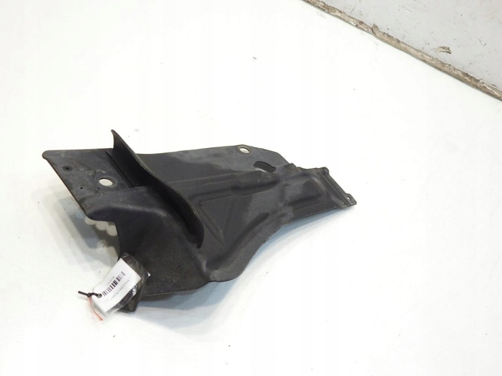 Накладка подвеска правый  задняя bmw x1 e84 2991166 Недорого