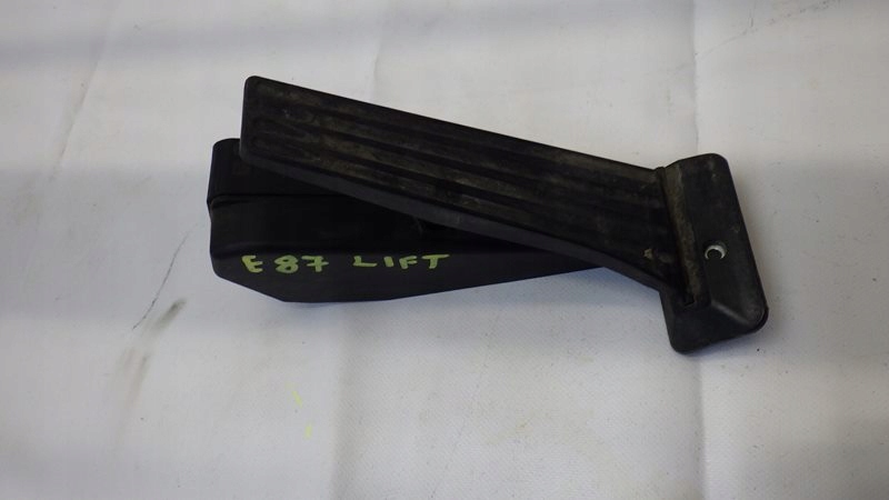 фото №1, Педаль газа потенциометр bmw e87 2.0 d 6793742