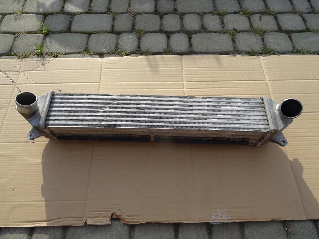 фото №1, Hyundai i30 iii интеркулер радиатор 28270-03000