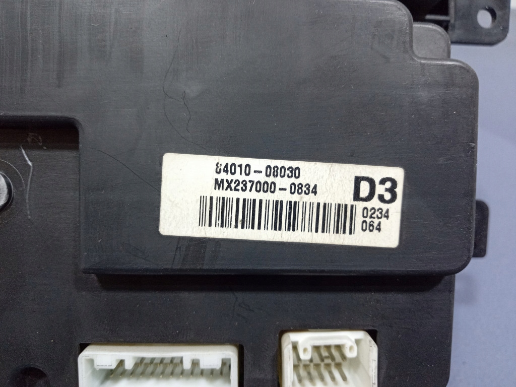 фото №6, Toyota sienna ii xl20 03- панель перемикач кондиціонера 84010-08030