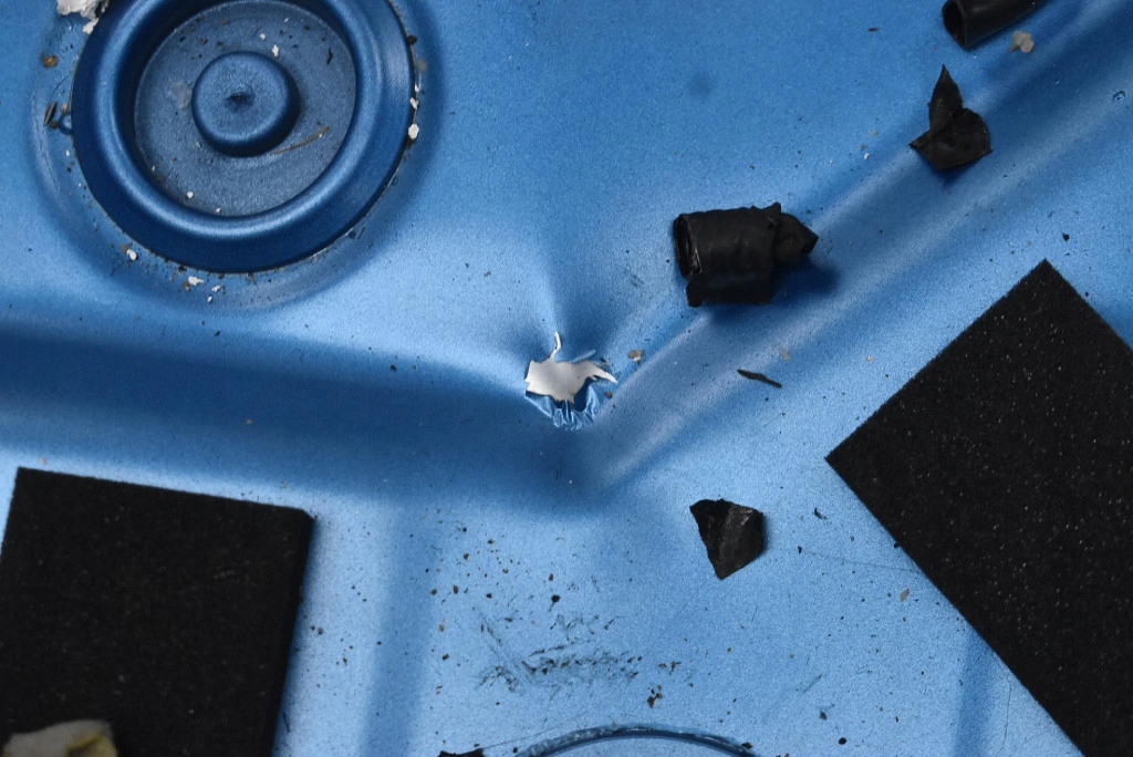 фото №9, Чверть крила лівий правий задня лонжерон поріг блок двигуна dacia spring 21-