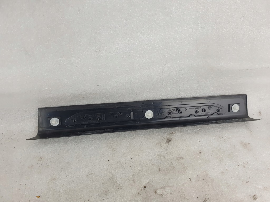 фото №5, Cadillac bls накладка порог 12803117