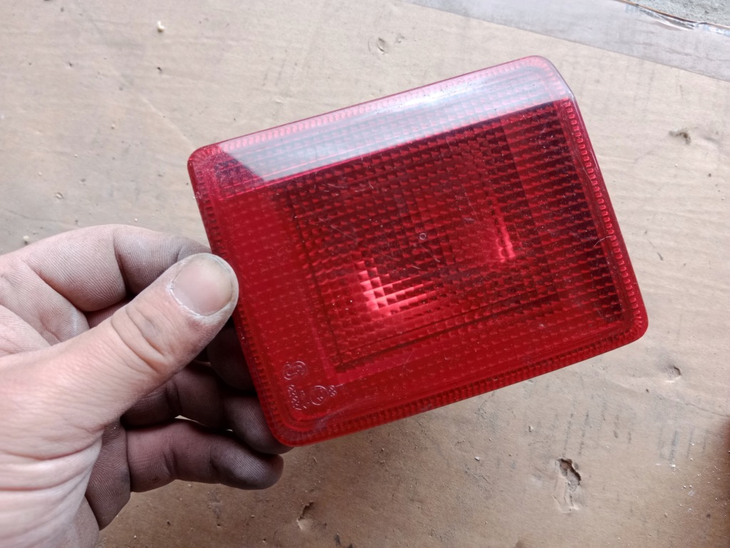 фото №1, Лампа кришки правий задня peugeot 407 9646507380