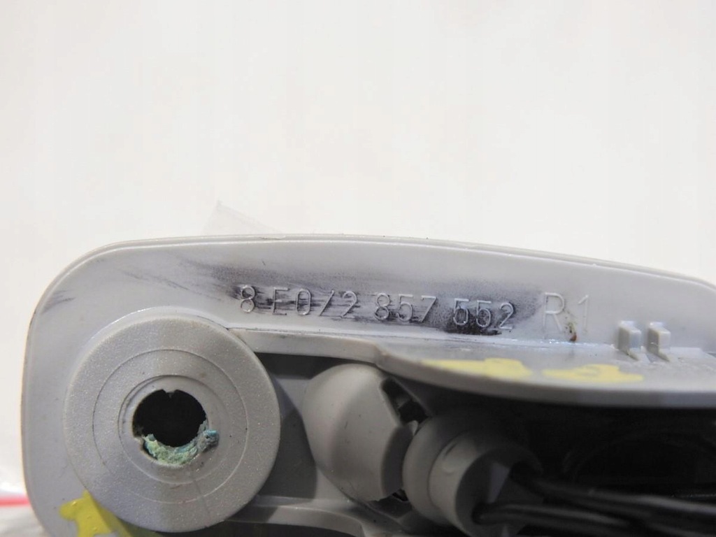 фото №6, Козирок захист права audi a4 b7 8e02857552