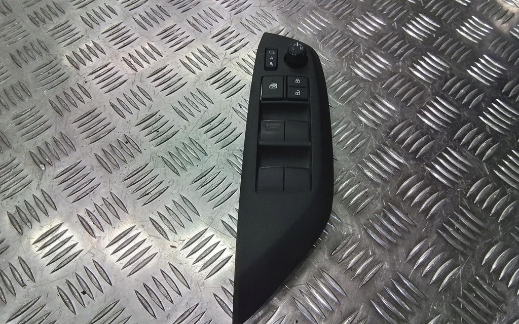 фото №6, Toyota yaris cross рычаги дворник eur kpl.