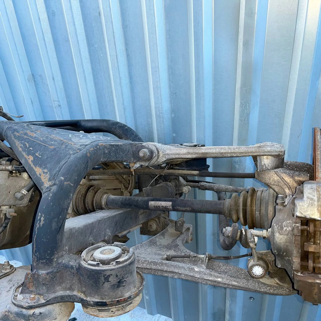 фото №11, Підвіска задня коробка передач maserati quattroporte