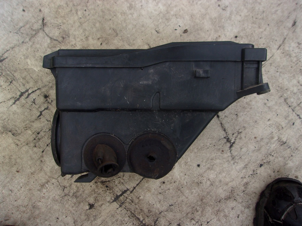 фото №1, Коробка предохранителей mercedes w126 420 se