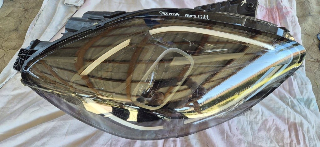 Купити Ford puma mk2 рестайлінг  фара перед правий