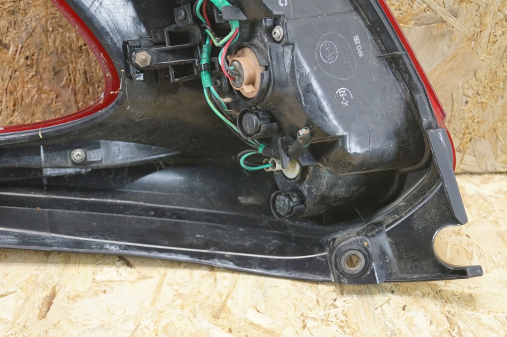 фото №13, Лампа левый задняя nissan juke f15