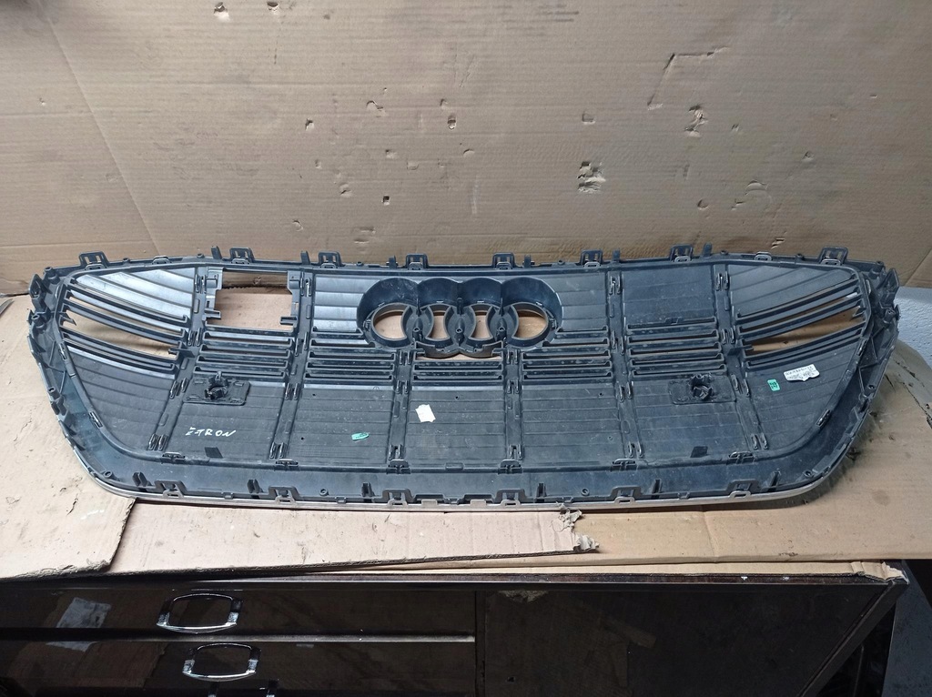 фото №6, Решітка радіатора решітка радіатора audi e-tron 4ke853651