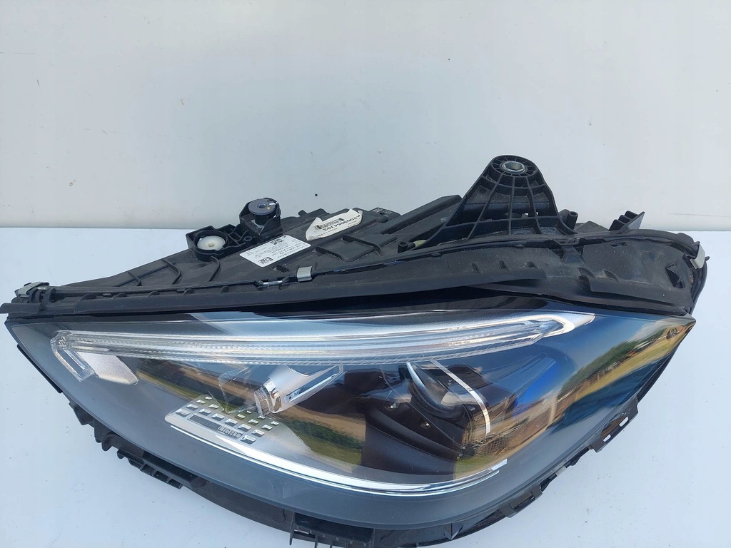 фото №13, Mercedes c klasa 206 лампа левая перед digitallight