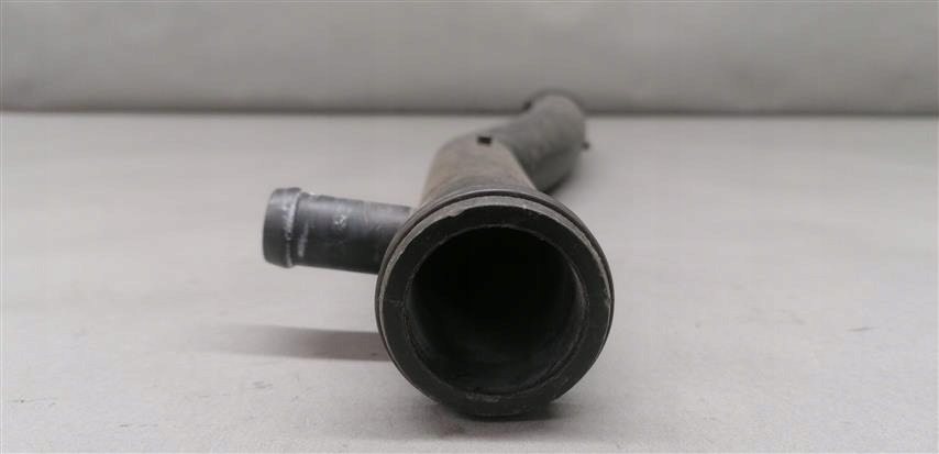 фото №4, Шланг труба воды fabia ii 1.6 16v 03c121065d