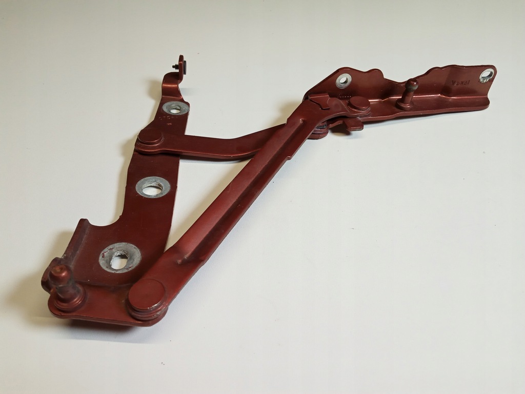 фото №1, Ford mustang v 10-14 петля крышки багажника правый