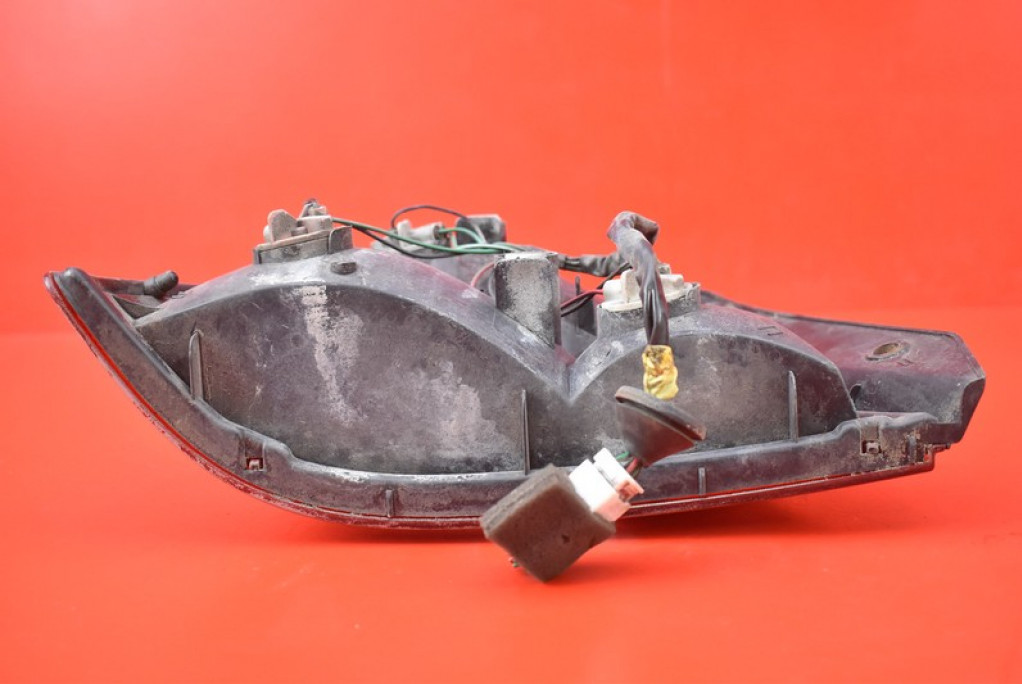 фото №7, Лампа права задня задня r92402-252 hyundai accent 2 ii 5d hb 99-13