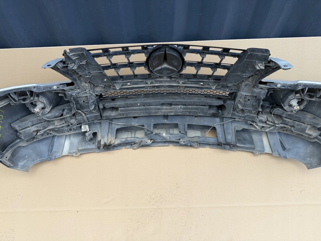 Бампер перед mercedes ml w164 рестайлінг  amg комплектний  оригінал pdc омивачі Ціна