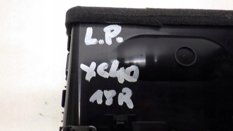 фото №7, Решітка обдув ліва volvo xc40 31442625