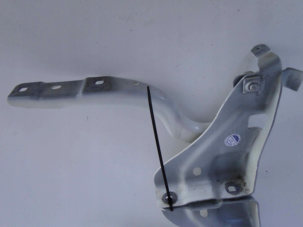 фото №8, Mercedes b klasa w246 246 петля капот белый 650