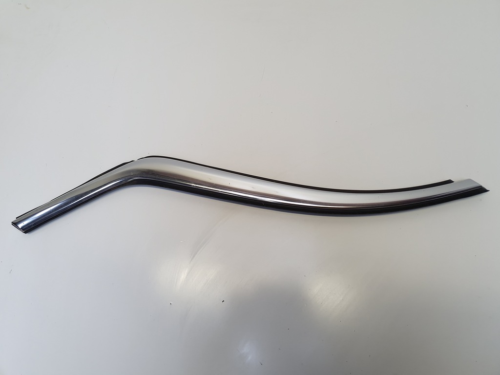 фото №1, Opel crossland x молдинг крыла левый задняя хром