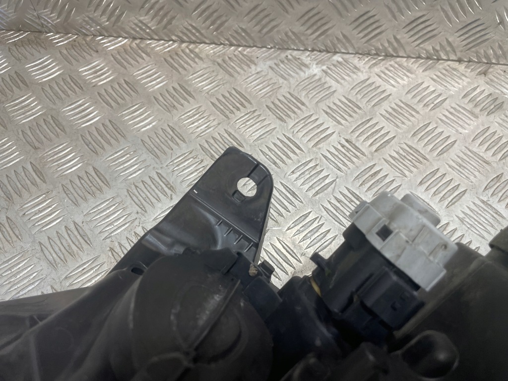 фото №10, Лампа правый перед bi ксенон поворотный renault laguna iii 260105823r europa