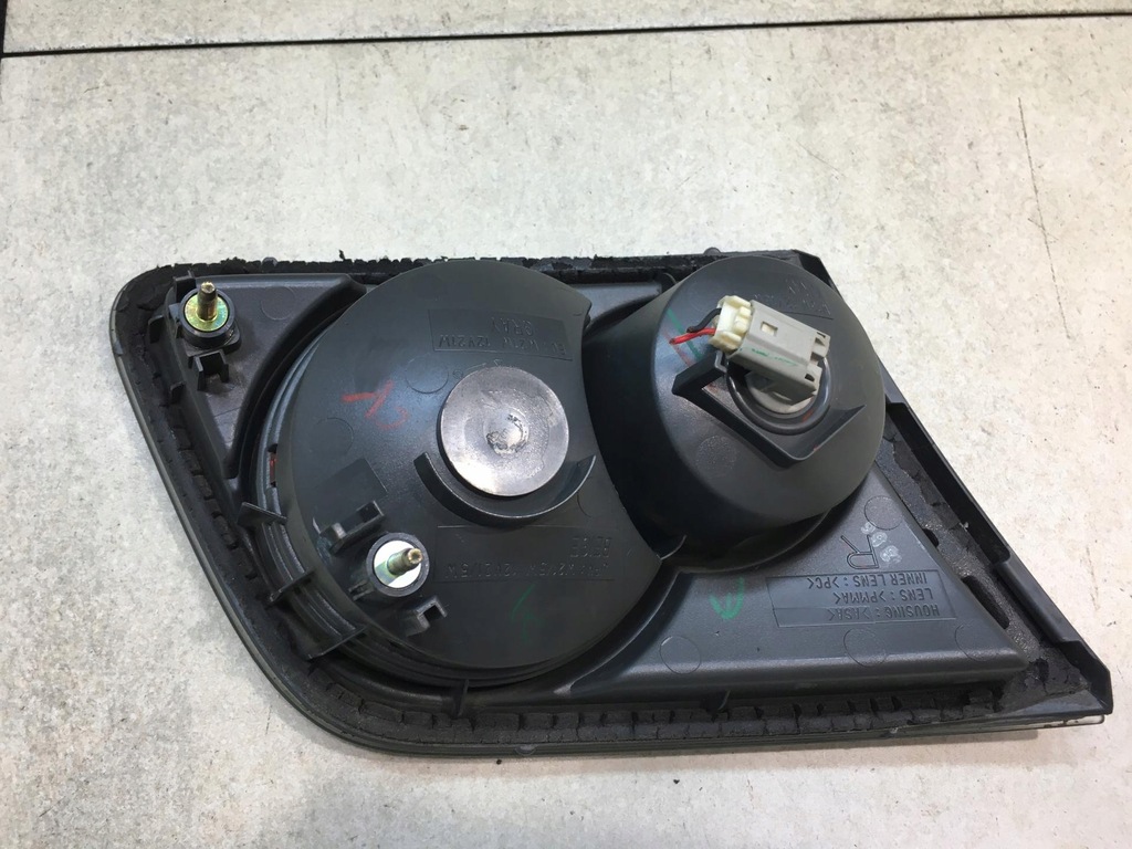 фото №7, Лампа правый задняя w крышка mazda 6 gg hb