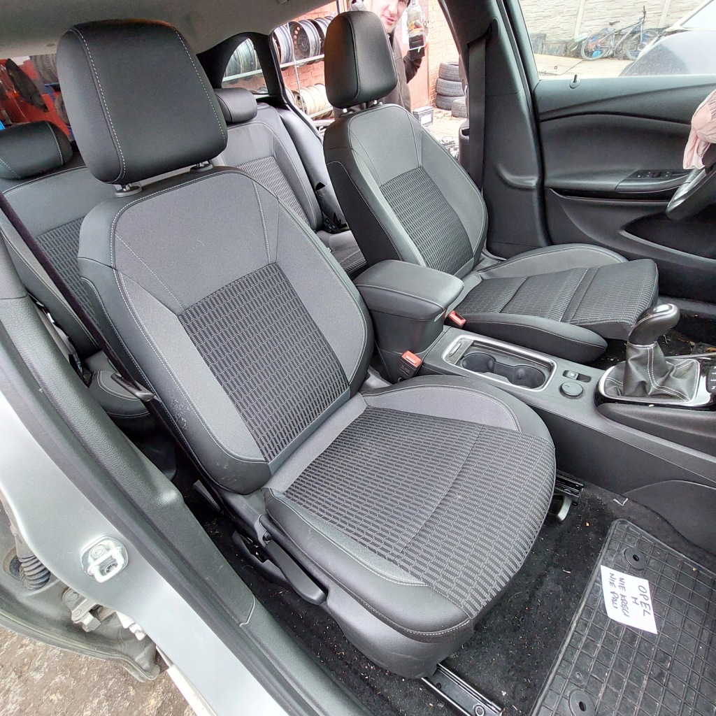 фото №7, Opel astra k kombi сидіння перед заднє сидіння задня підлокітник напівшкіра b. ładne