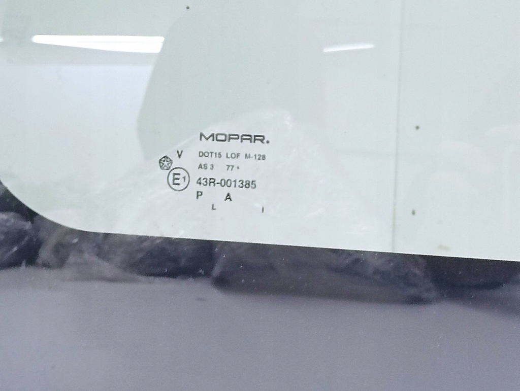 фото №5, Chrysler voyager 2008 правая сторона стекло кузовная задняя