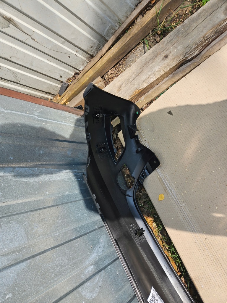 Renault captur lift бампер задня задній новий orginal в Україні