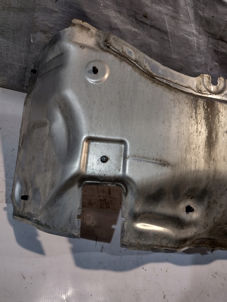 фото №9, Защита тепловая стены перегородки mercedes w212 2.2 cdi a2126280255