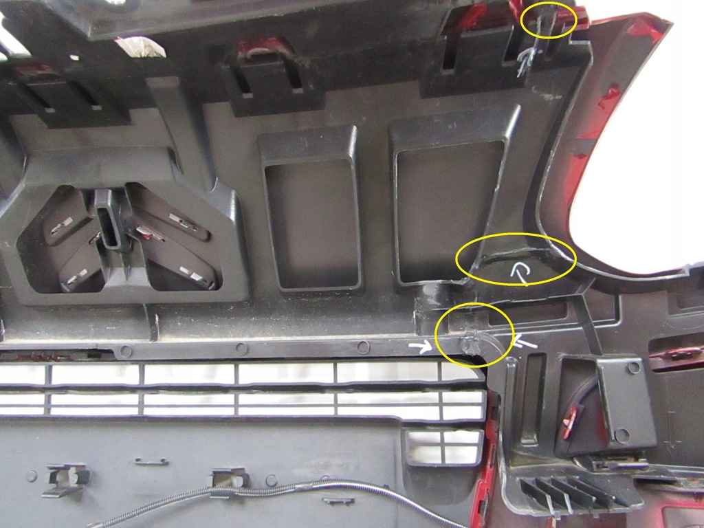 фото №12, Бампер перед передний citroen c3 picasso 08-12