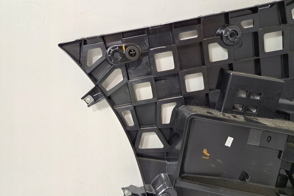 фото №9, Правый направляющая заднего бампера bmw x7 g07 8084142 3.0l бензиновый 250kw 2023