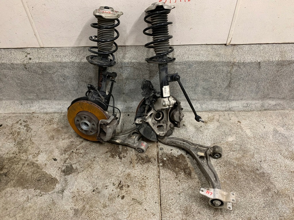 фото №1, Mcperson поворотный кулак комплект правая mercedes b-klasa w247