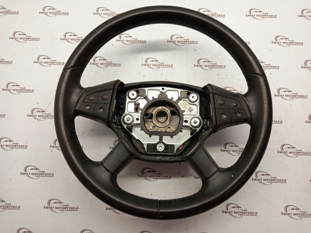 фото №1, Mercedes w245 09r воздуховод мультифункция