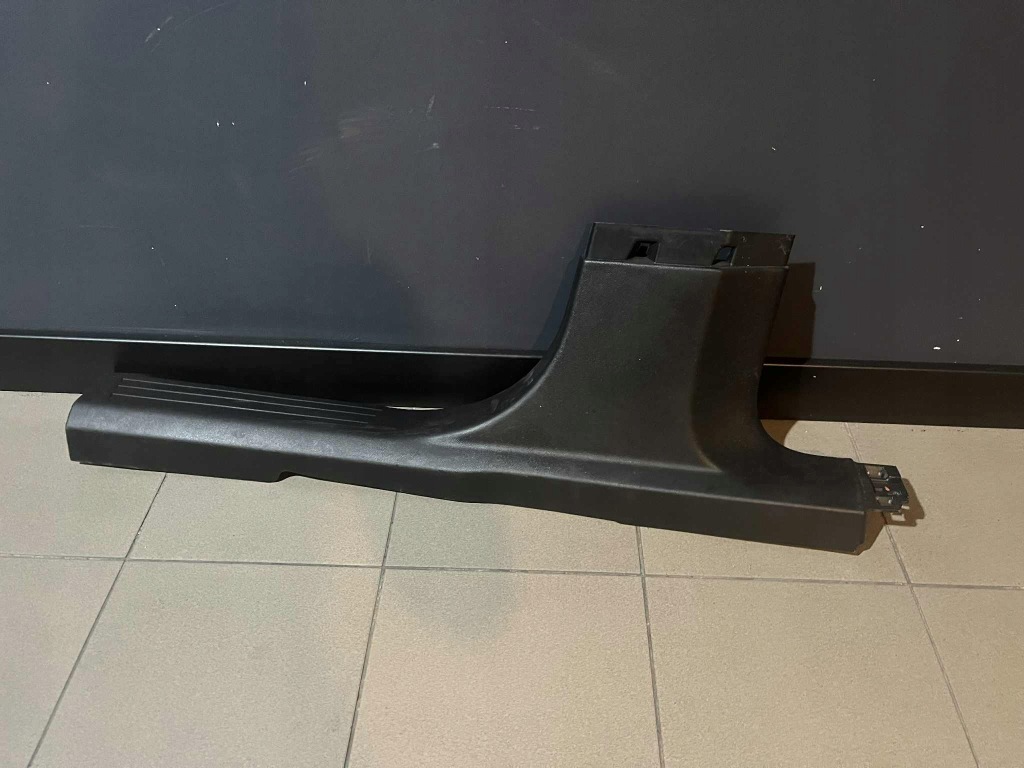 Купить Peugeot 2008 2 защита накладка  порога  правая правый  передок  9820798377